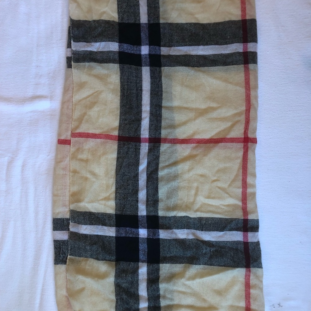 Plaid scarf
